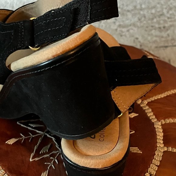 Clark's Sandals - Picture 4 of 5